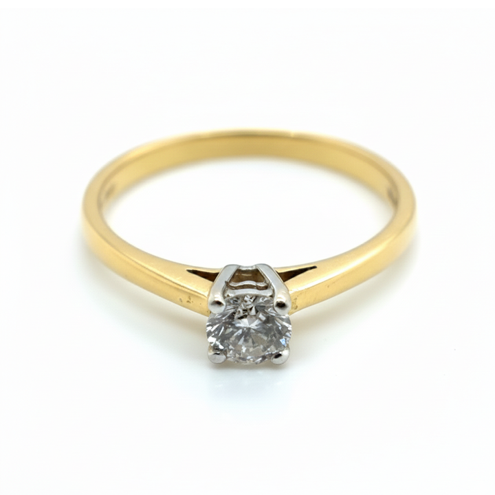 18ct Yellow Gold Diamond Solitaire Ring