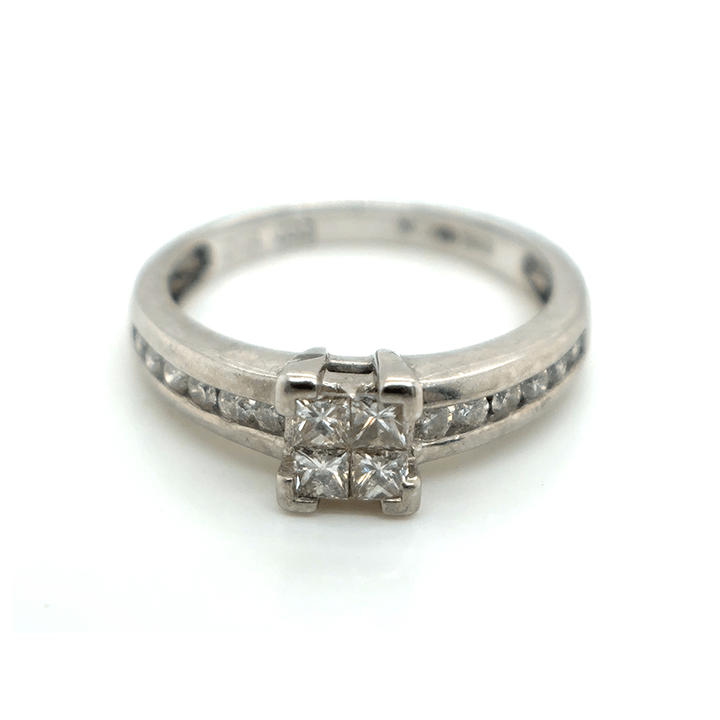 18ct White Gold Diamond Ring