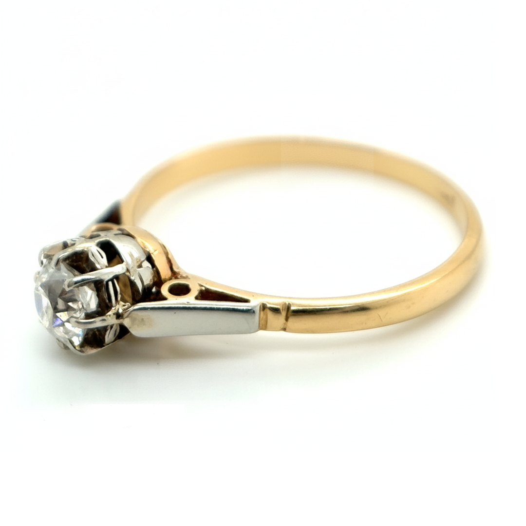 18ct Yellow Gold Diamond Solitaire Ring