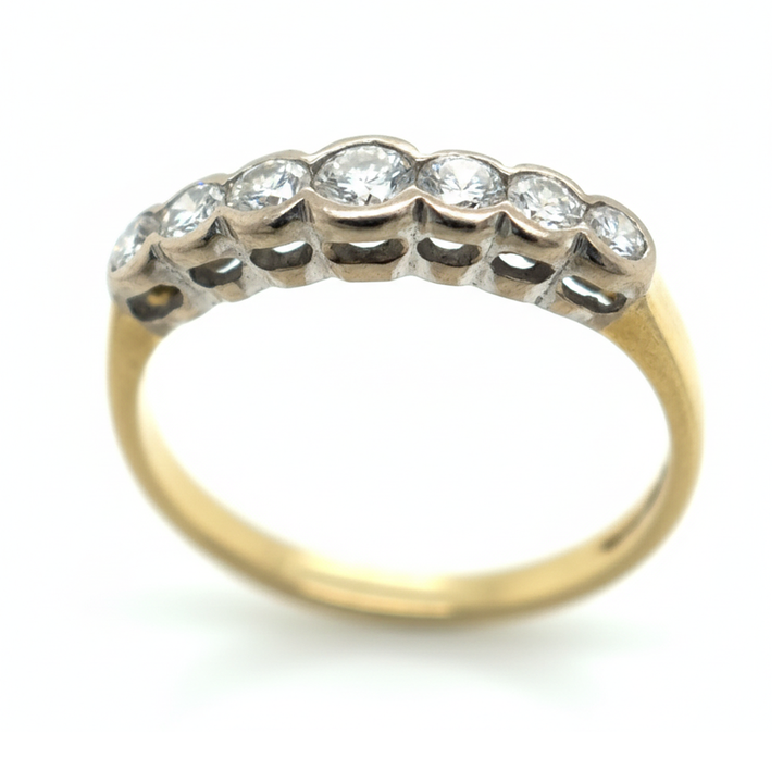 18ct Yellow Gold Diamond Ring