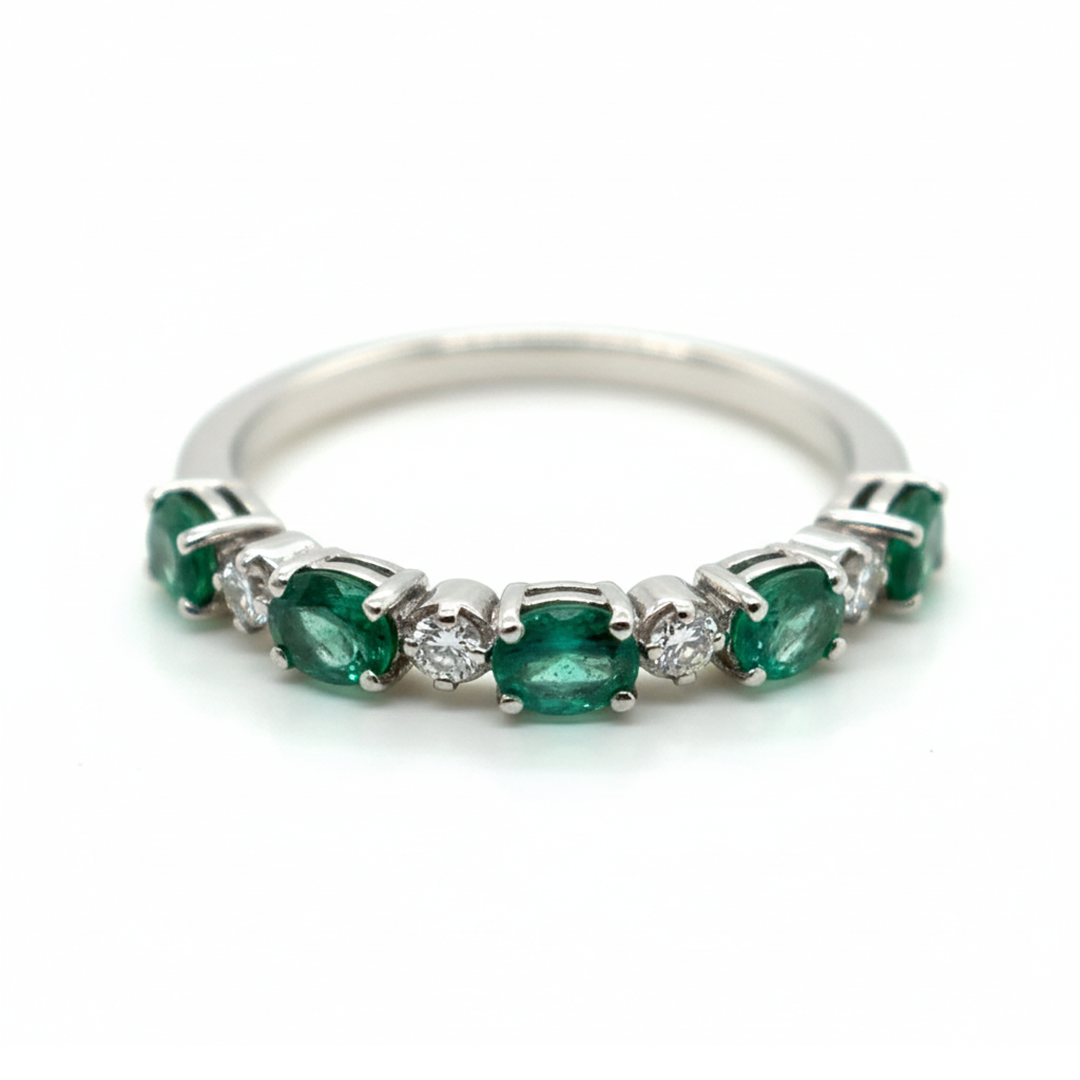 14ct White Gold Emerald And Diamond Ring