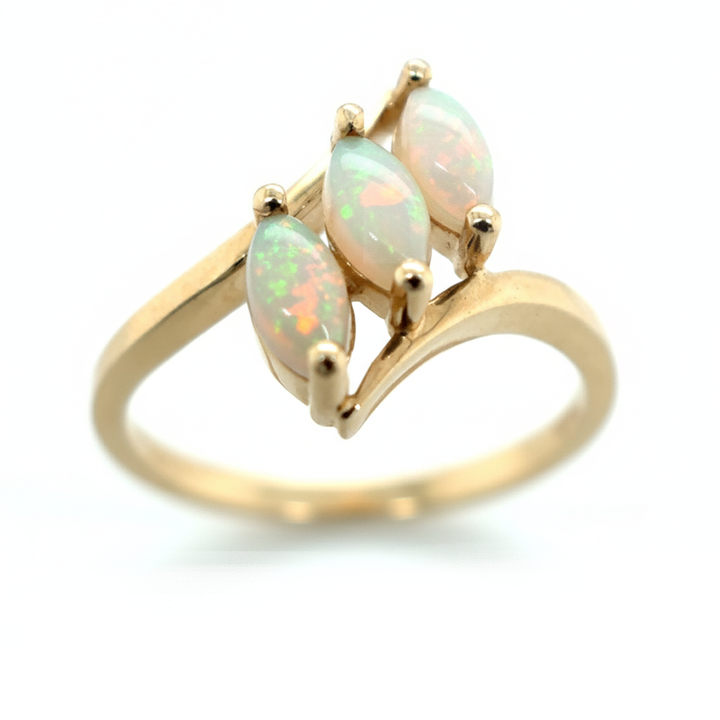 14ct Yellow Gold Opal Ring