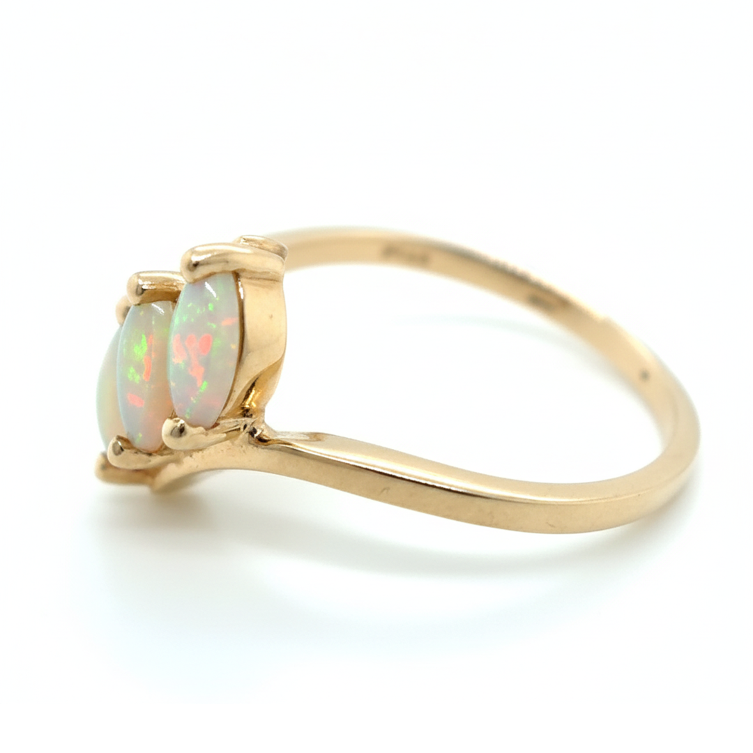 14ct Yellow Gold Opal Ring