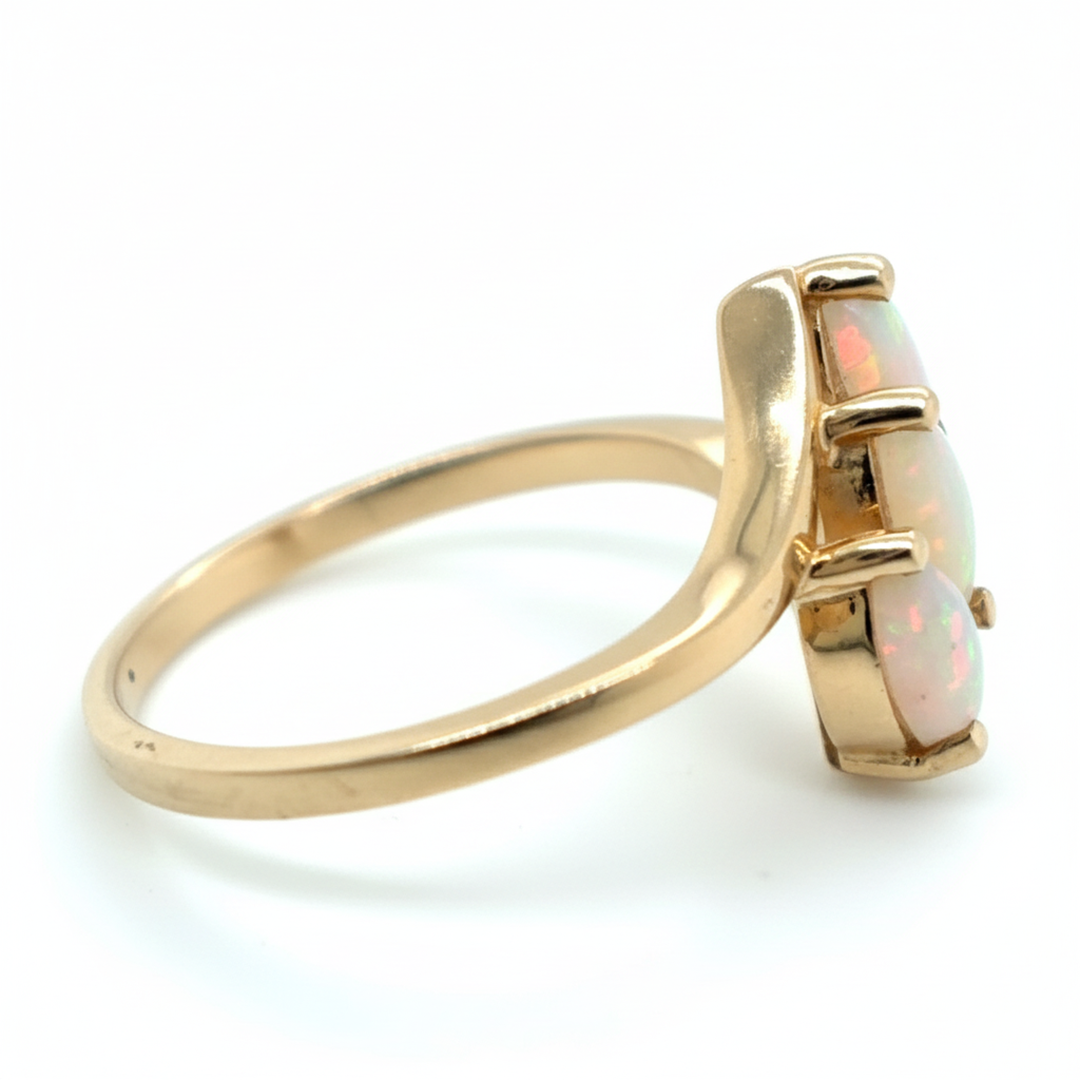 14ct Yellow Gold Opal Ring