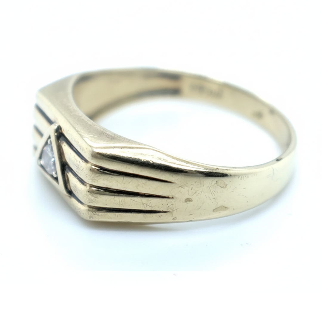 9ct Yellow Gold Diamond Signet Ring