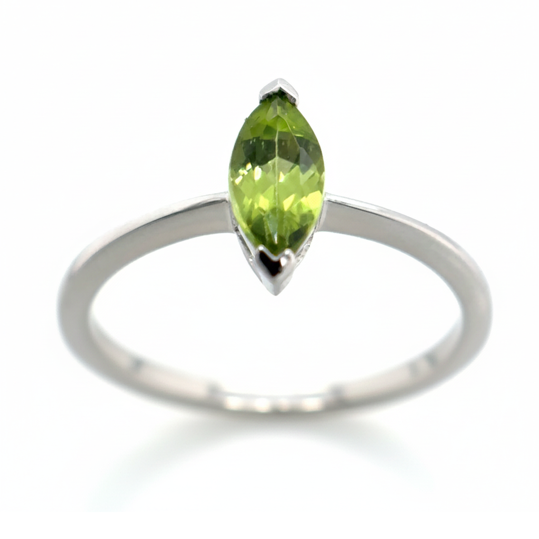 9ct White Gold Marquise Peridot Ring