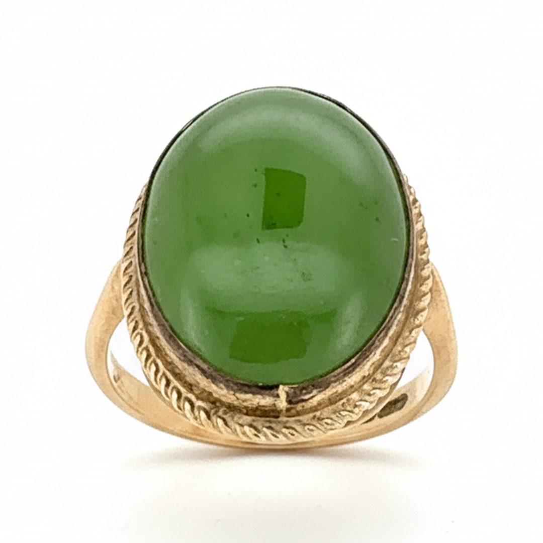 9ct Yellow Gold Jadeite Ring