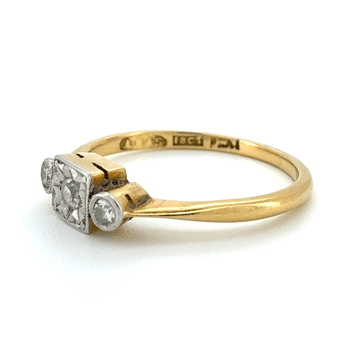 18ct Yellow Gold Diamond Ring
