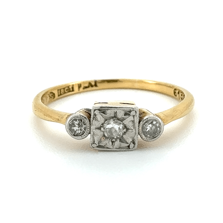 18ct Yellow Gold Diamond Ring