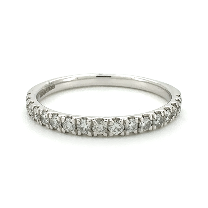 18ct White Gold Diamond Ring