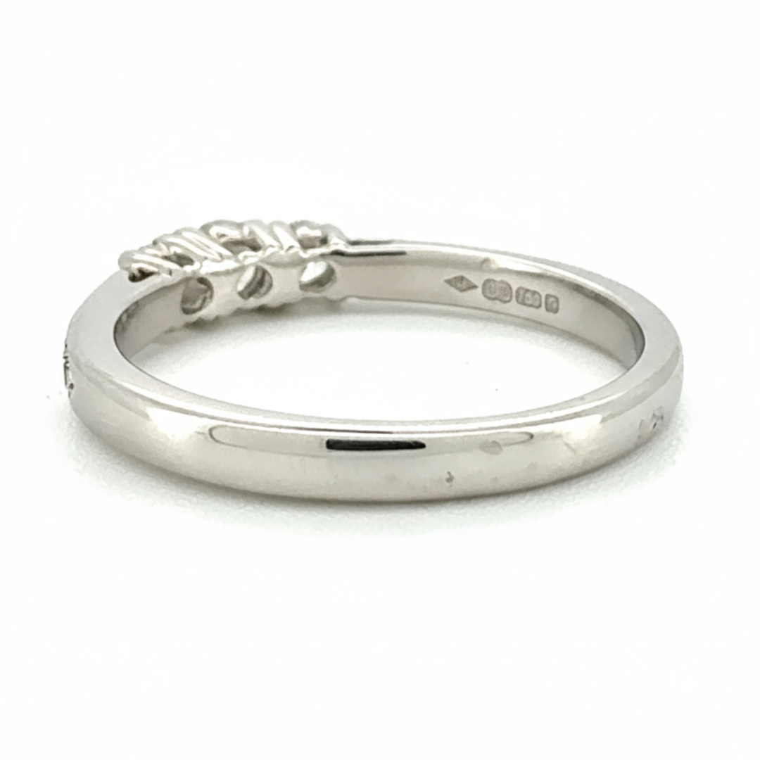 18ct White Gold Diamond Ring