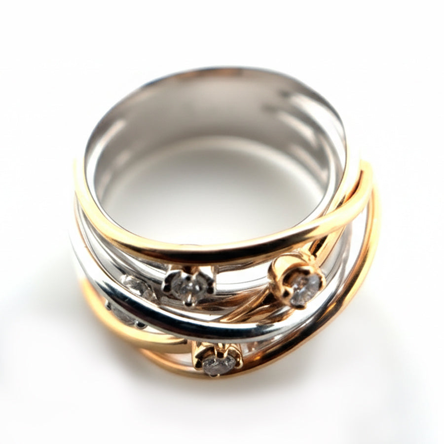 18ct White and Rose Gold ring with 0.25ct Diamond