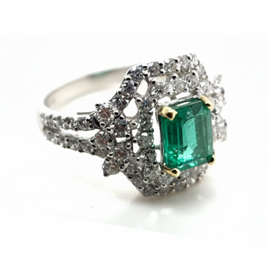 18ct White Gold Emerald and Diamond ring