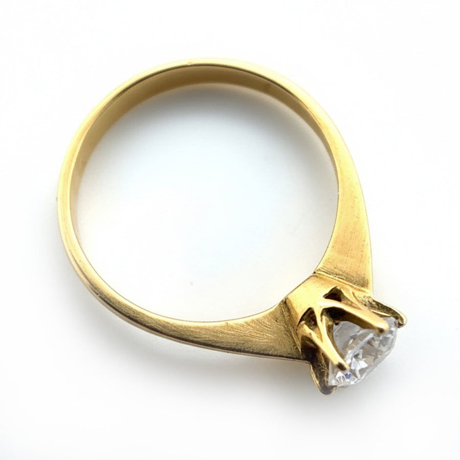 18ct Yellow Gold Cubic Zirconia Solitaire Ring