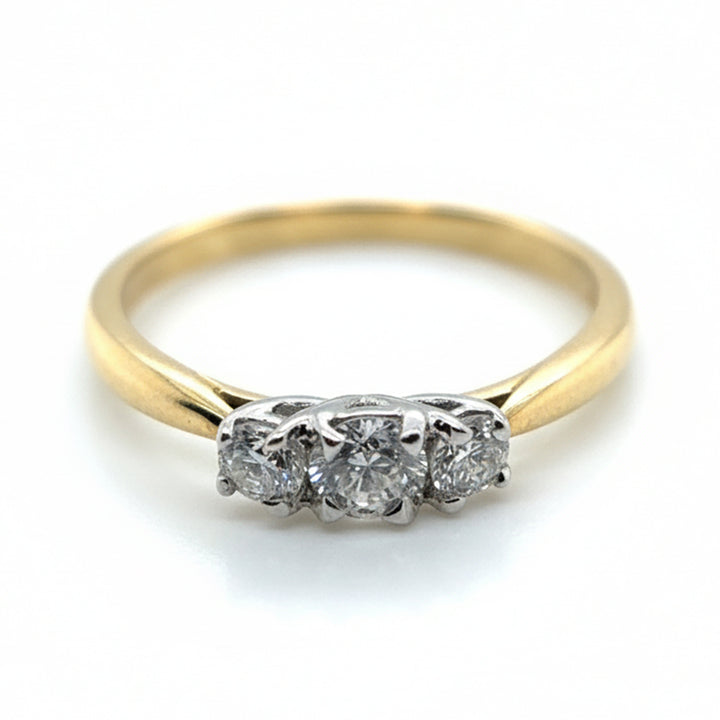 18ct Yellow Gold 3 Stone Diamond Ring