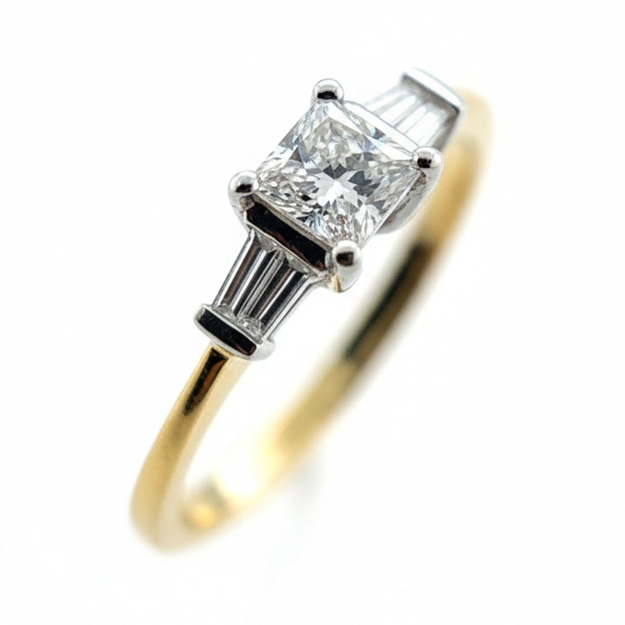 18ct Yellow Gold Princess Cut Diamond with Tapered baguette Shoulders