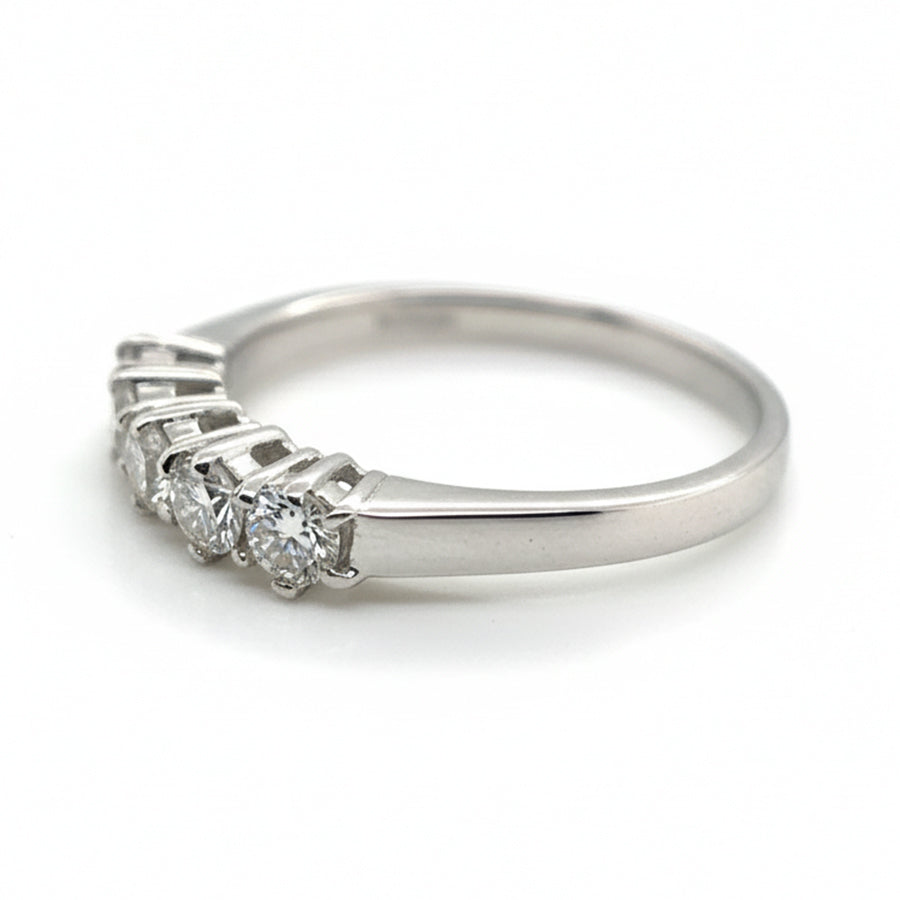18ct White Gold 4 Round Brilliant Cut Diamond Ring