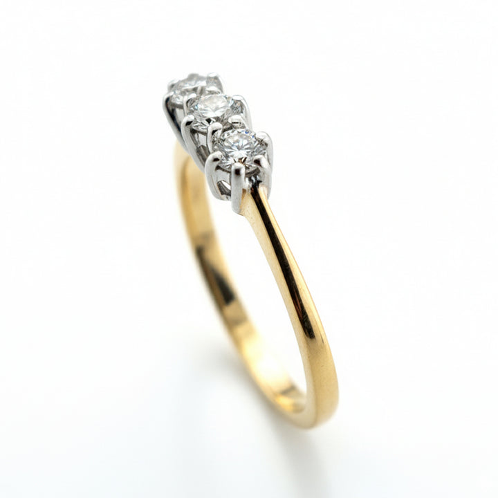 18ct Yellow Gold 3 Stone Diamond Ring
