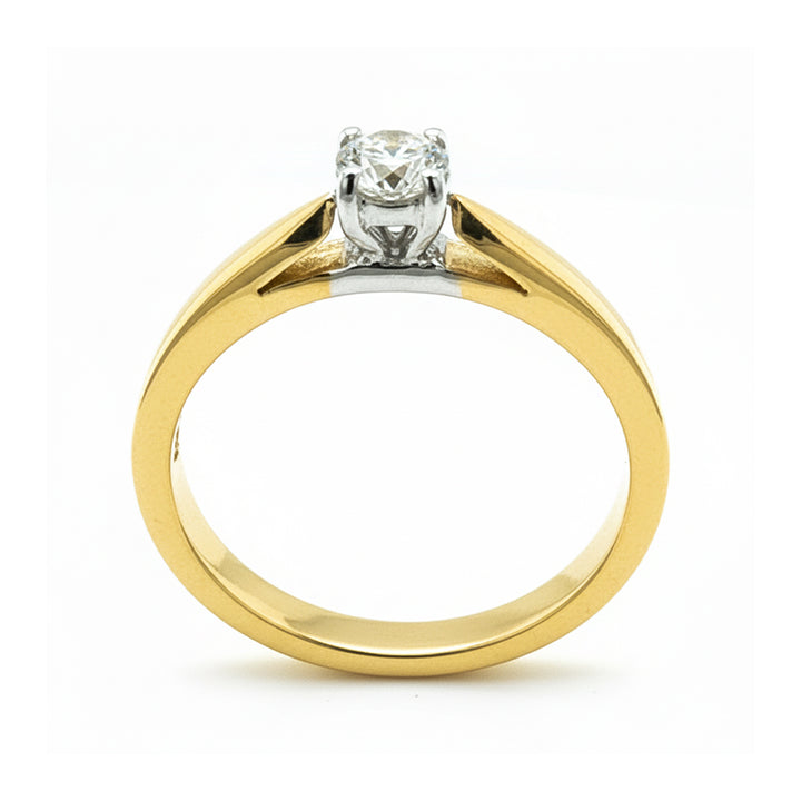18ct Yellow Gold Round Brilliant Cut Diamond Solitaire Ring