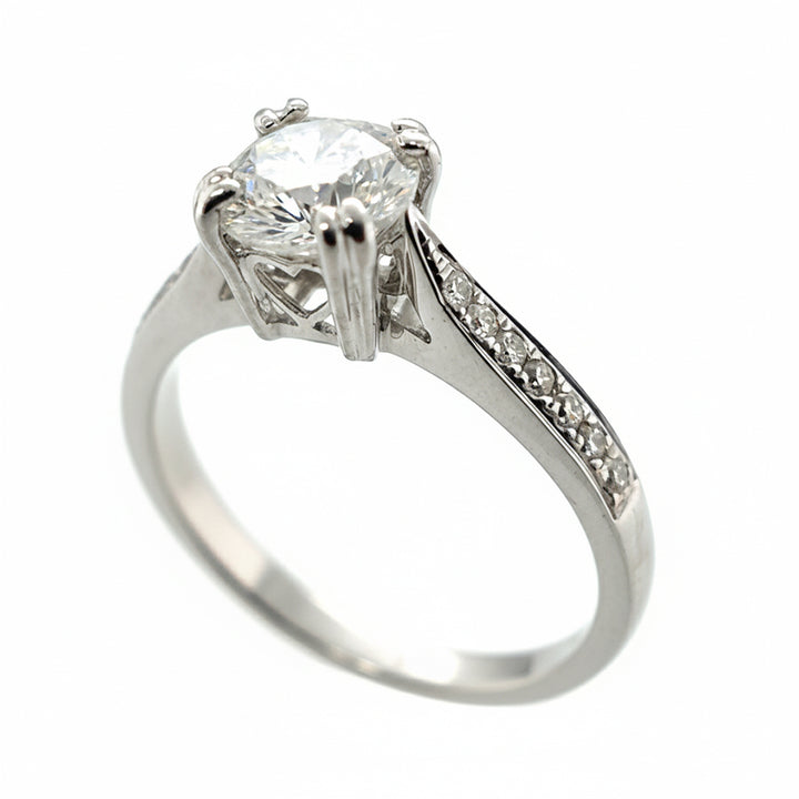 18ct White Gold Round Brilliant Cut Diamond Solitaire with Diamond Set Shoulders