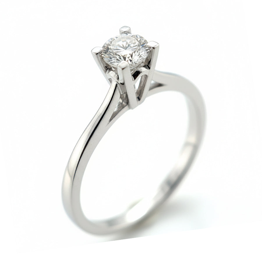 18ct White Gold Round Brilliant Cut Diamond Solitaire Ring