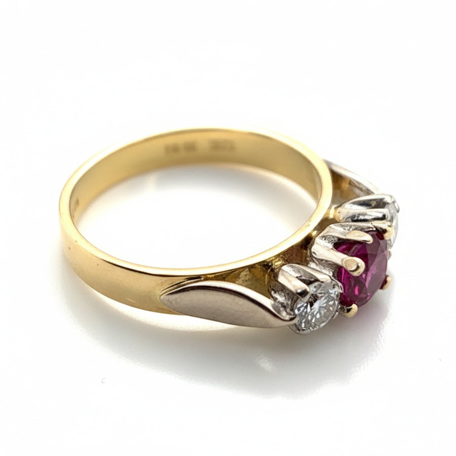 18ct Yellow Gold Ruby And Diamond 3 Stone Ring