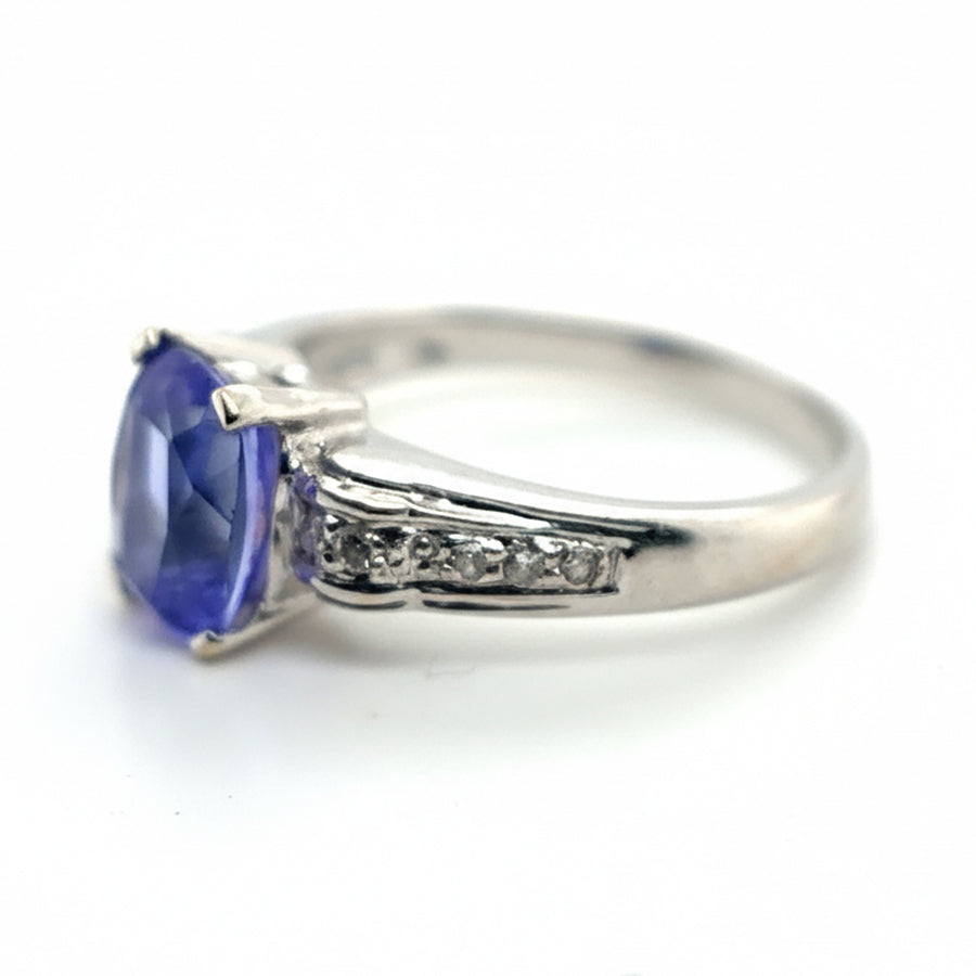 18ct White Gold Tanzanite And Diamond Ring