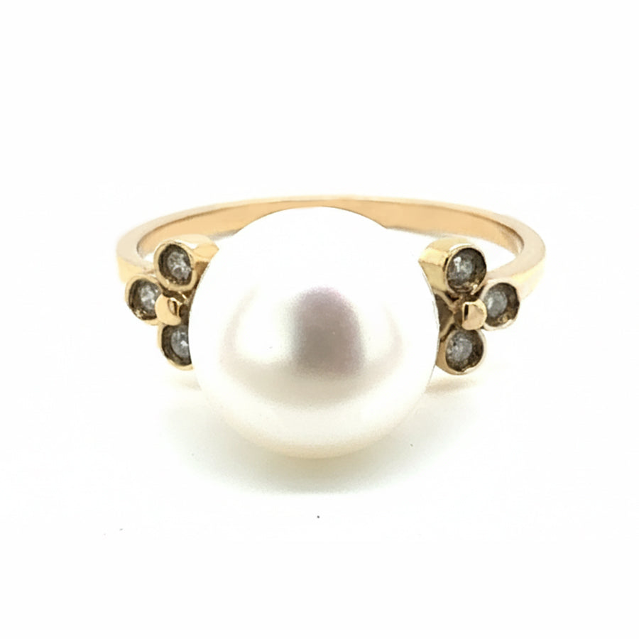 9ct Yellow Gold Pearl And Diamond Ring