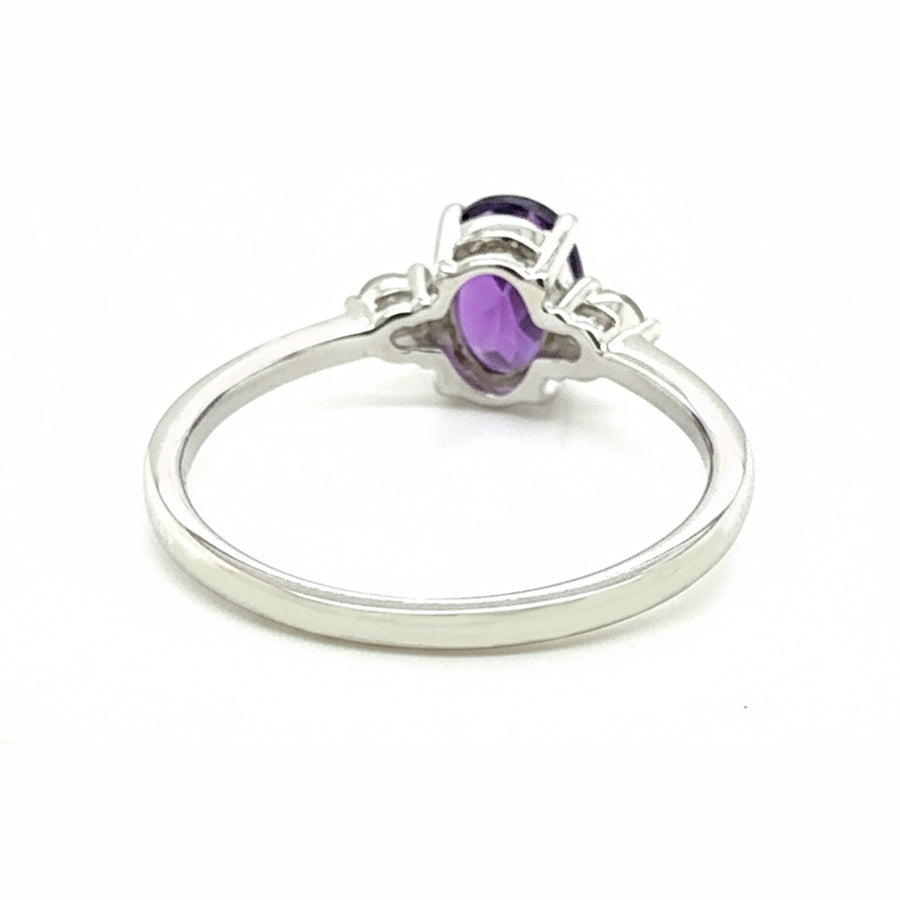18ct White Gold Amethyst And Diamond Ring