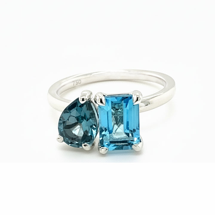 18ct White Gold Two Topaz Ring