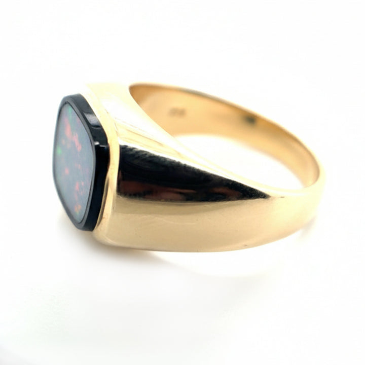 9ct Yellow Gold Opal Ring