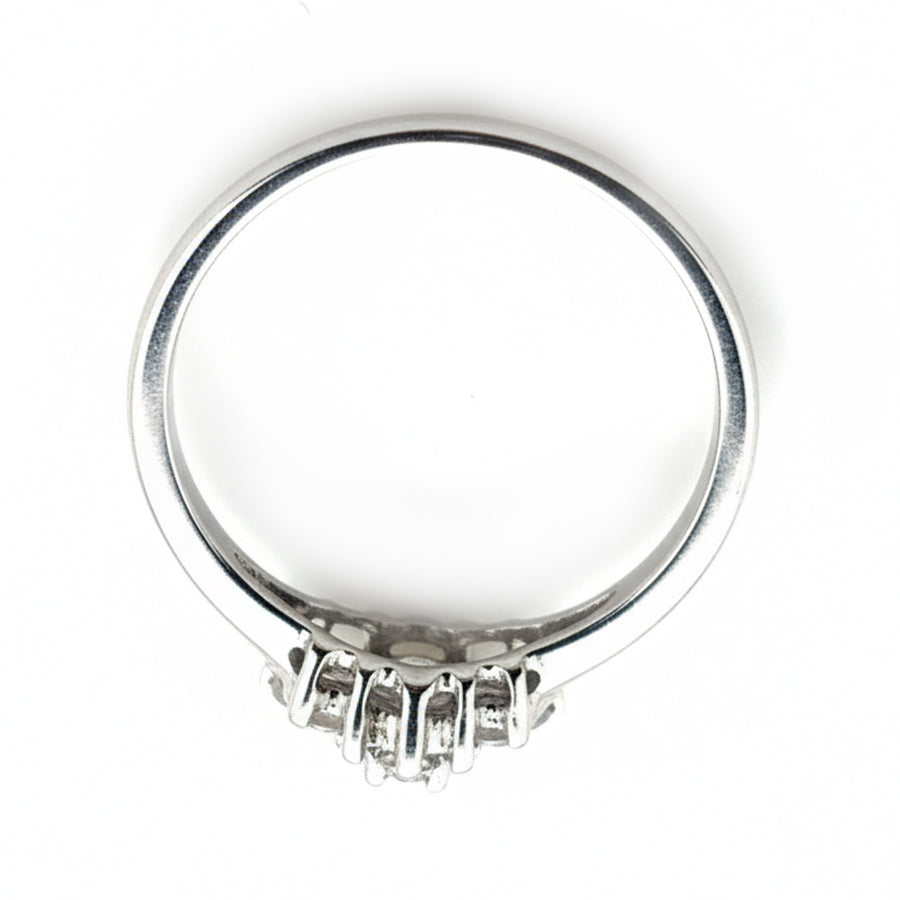 18ct White Gold Diamond Ring