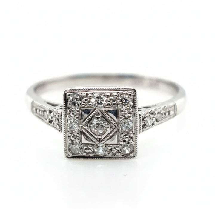 18ct White Gold Art Deco Style Diamond Ring