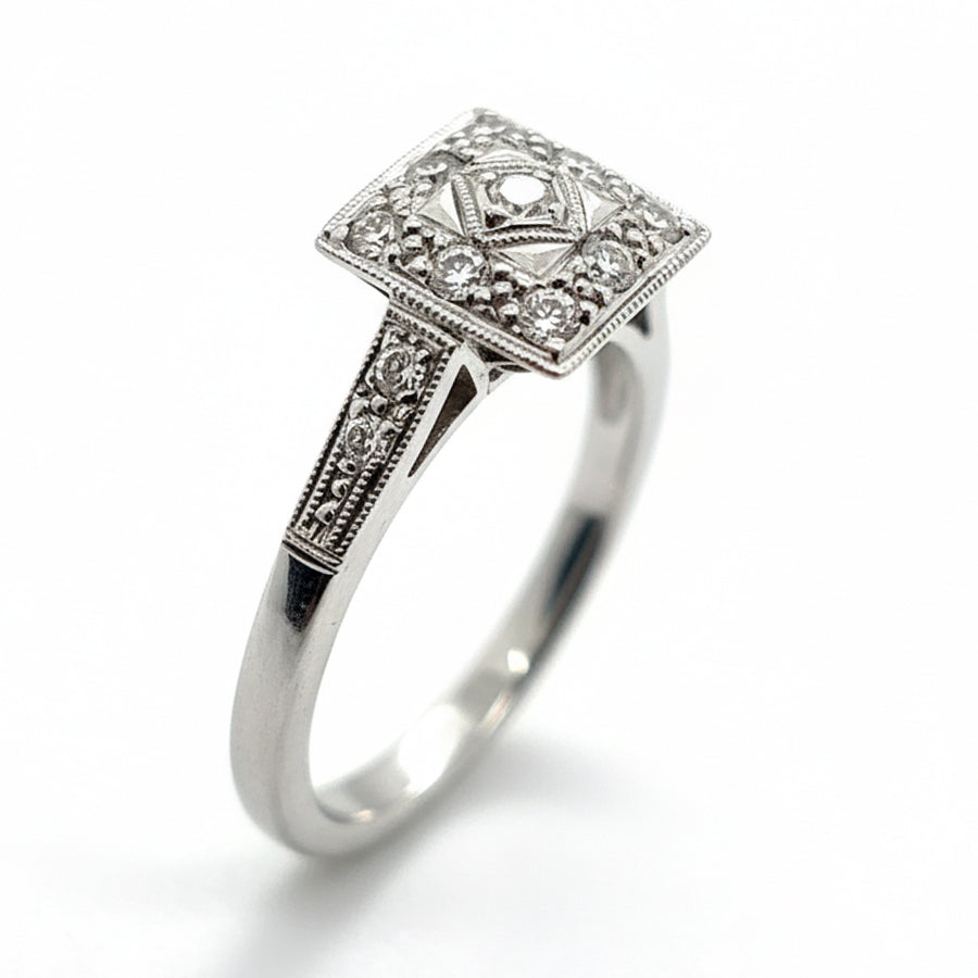 18ct White Gold Art Deco Style Diamond Ring