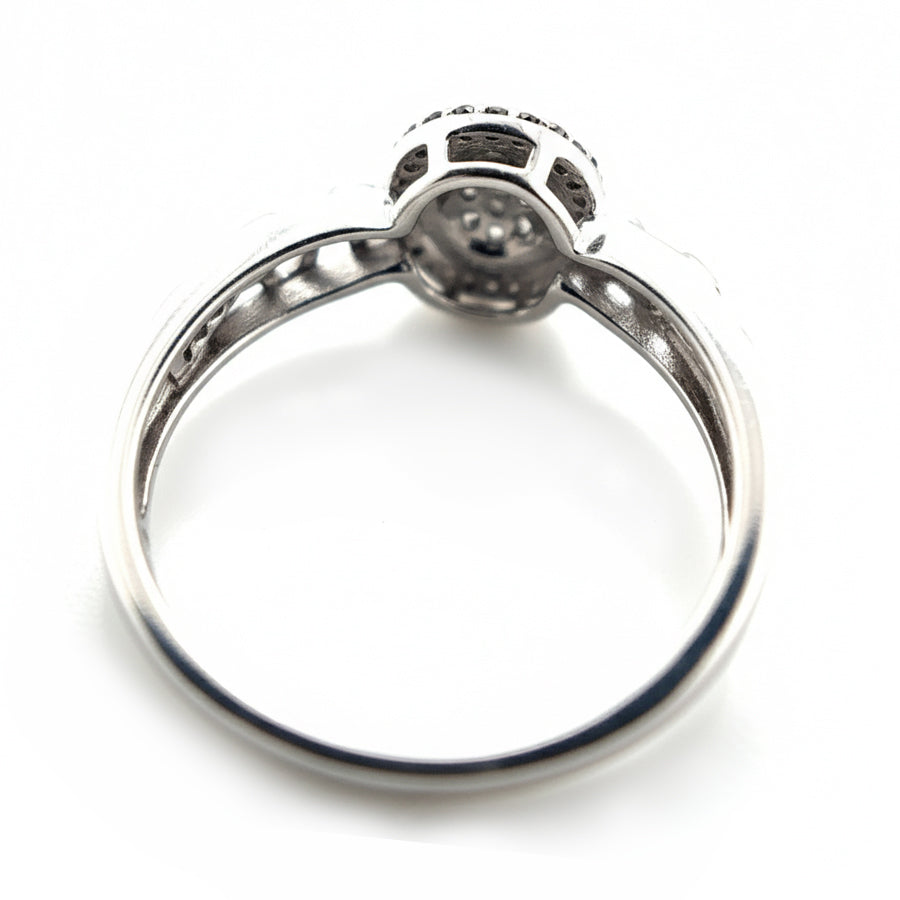 9ct White Gold Fancy Ring