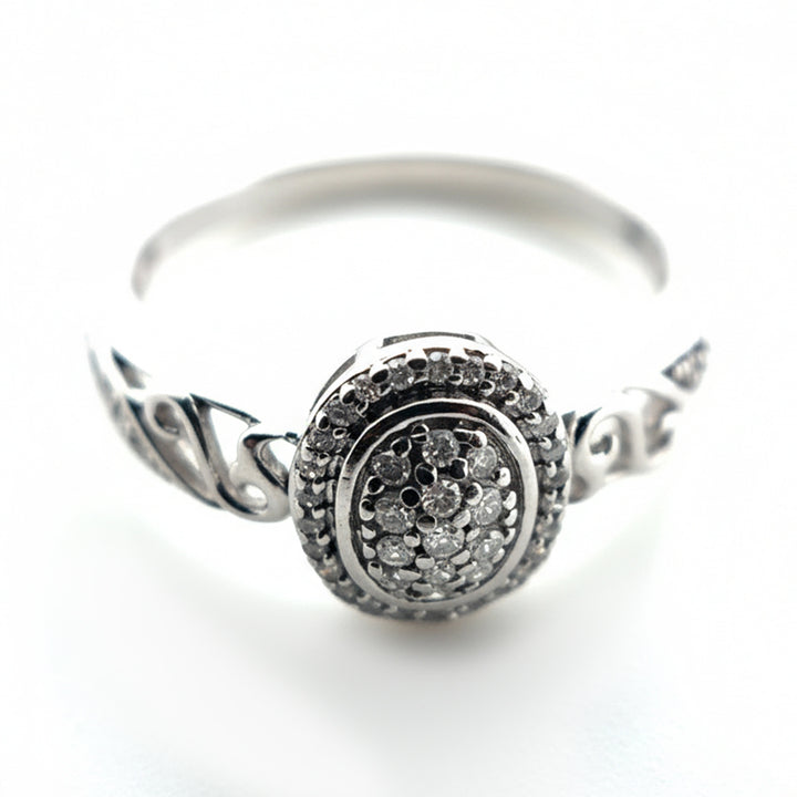 9ct White Gold Fancy Ring