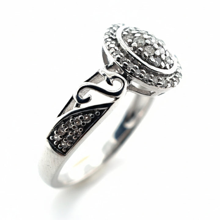9ct White Gold Fancy Ring