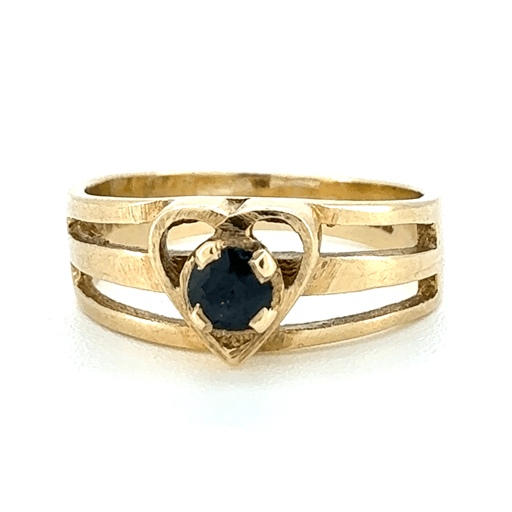 9ct Yellow Gold Sapphire Ring
