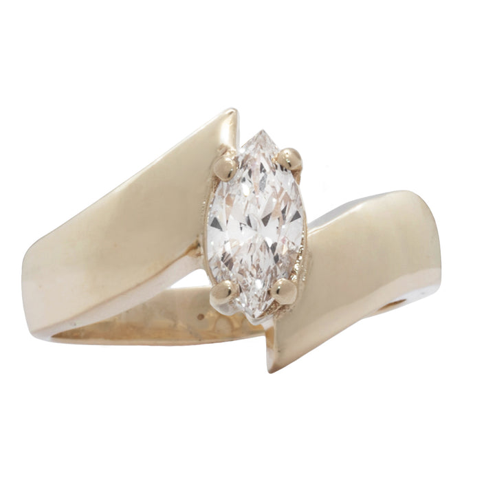A 14ct gold diamond ring