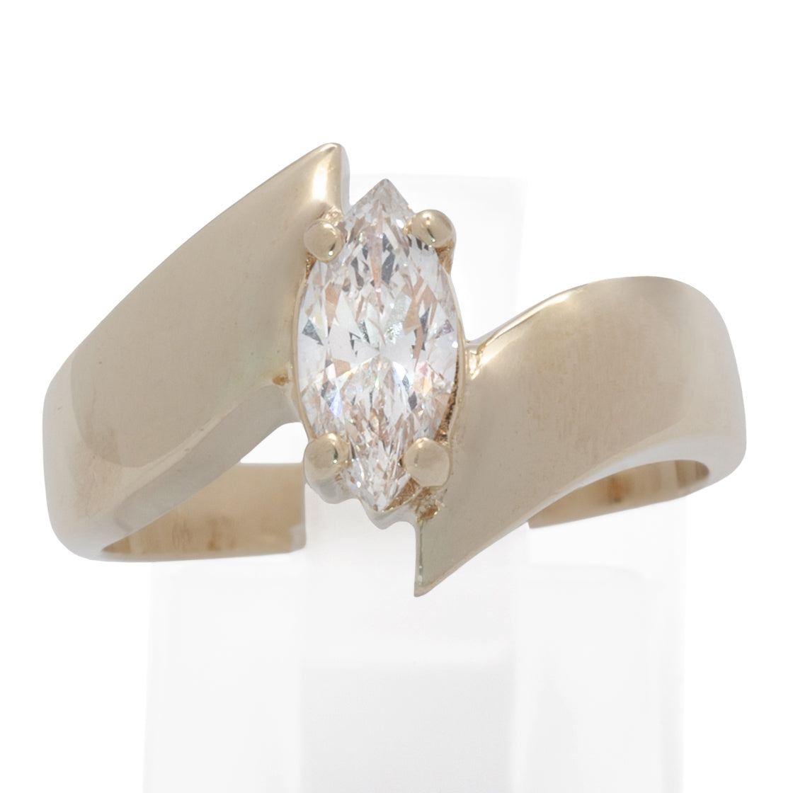 A 14ct gold diamond ring