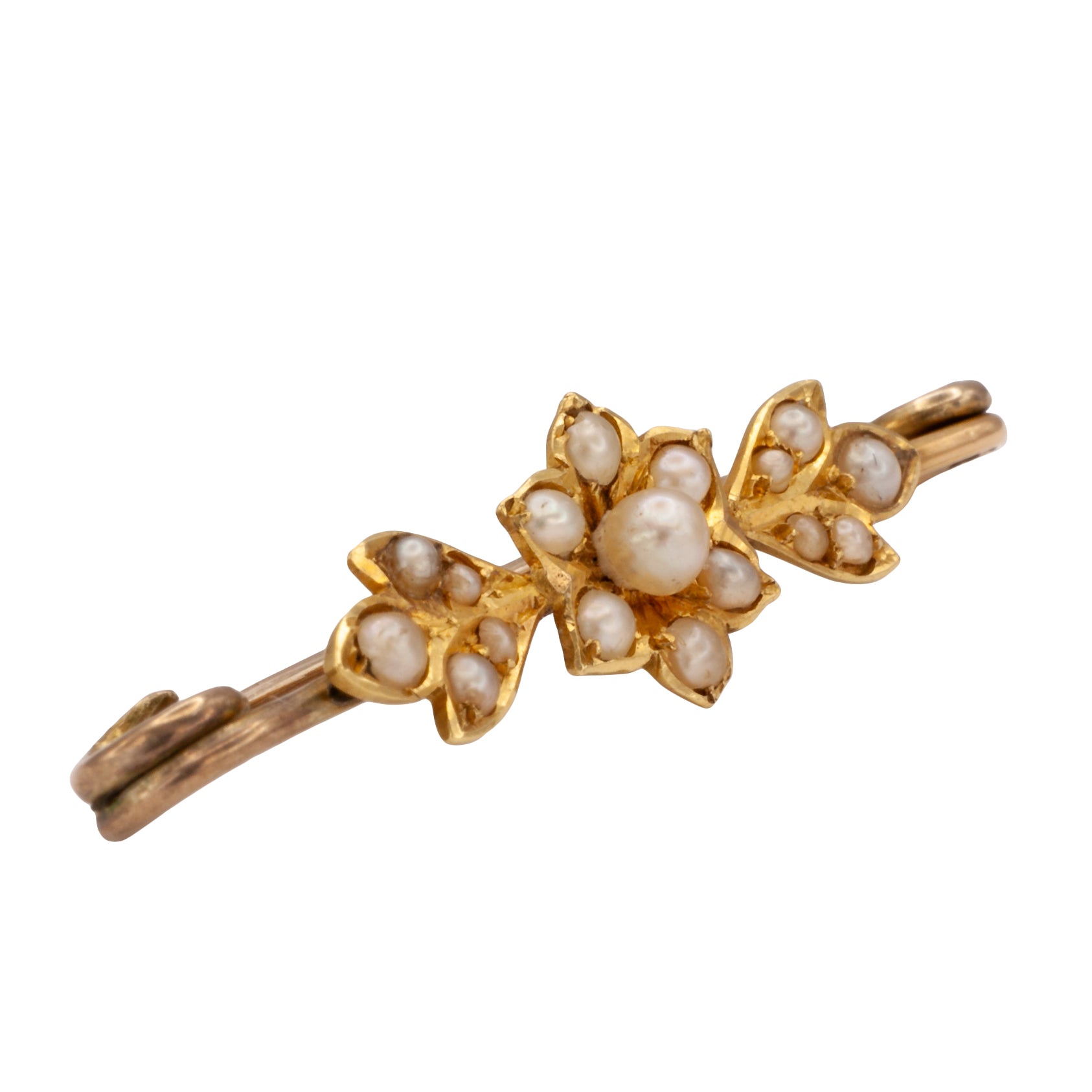 An Art Nouveau 15ct gold seed pearl brooch