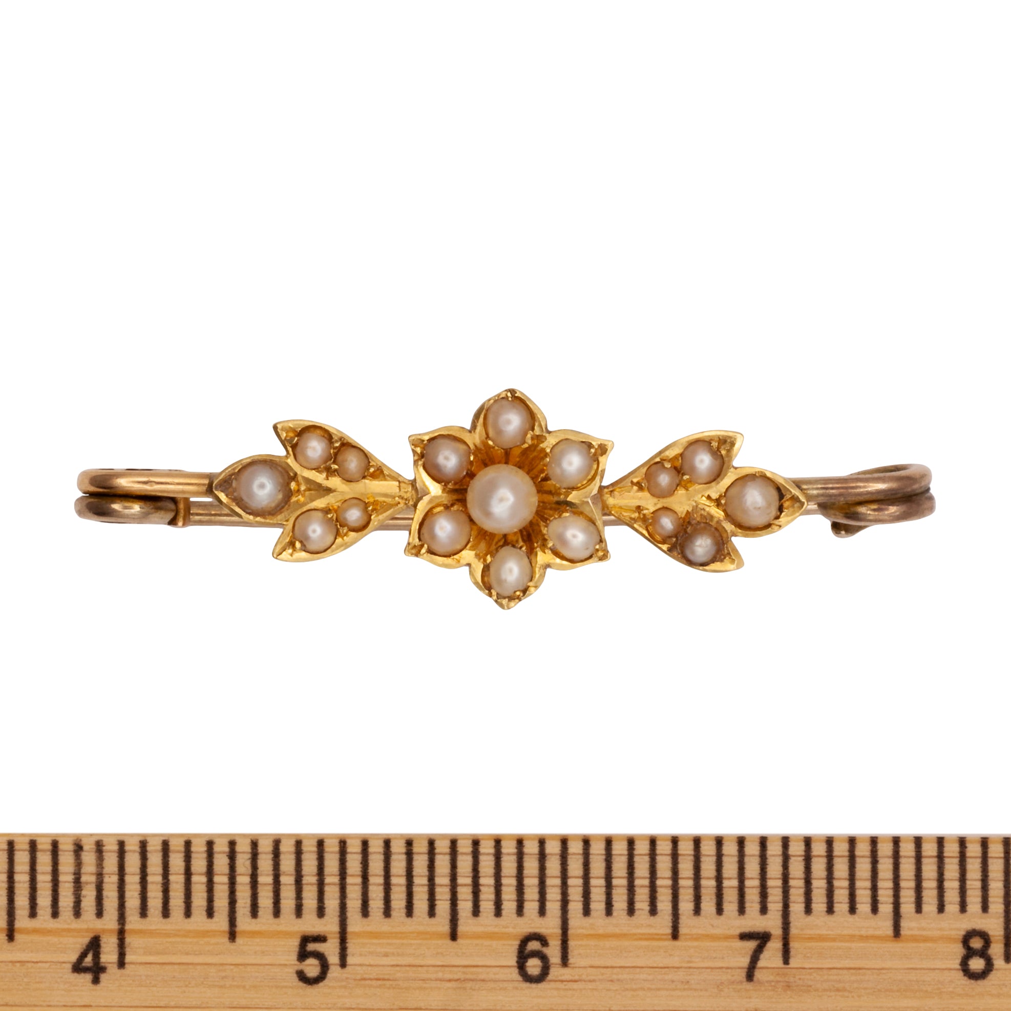 An Art Nouveau 15ct gold seed pearl brooch