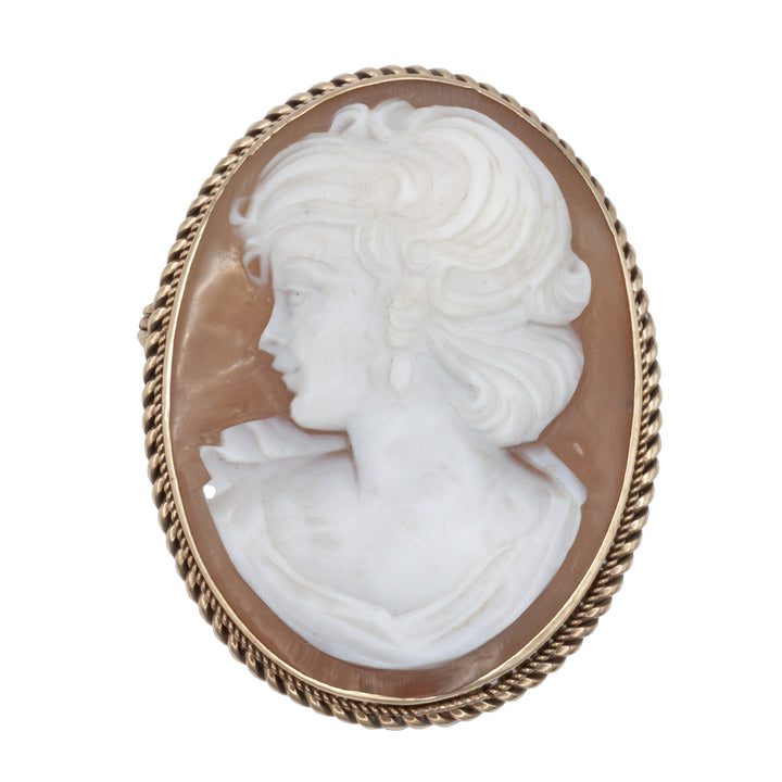 A 9ct gold cameo brooch