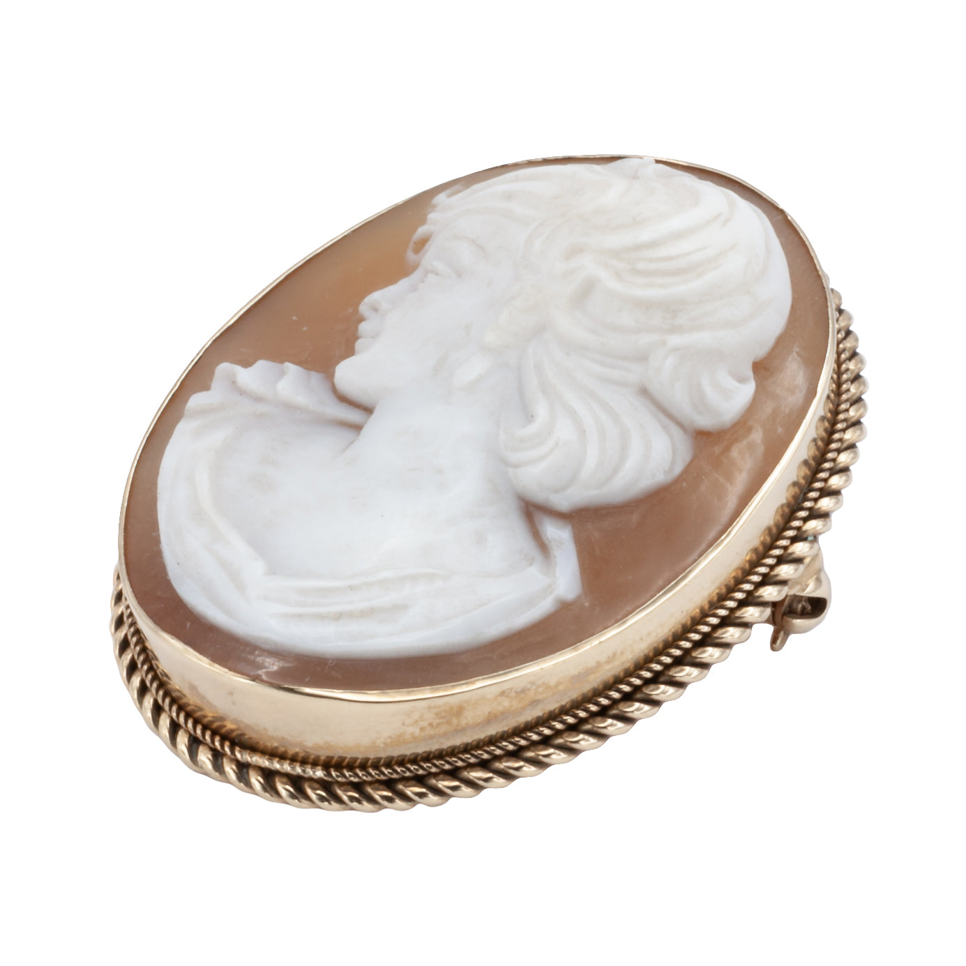 A 9ct gold cameo brooch