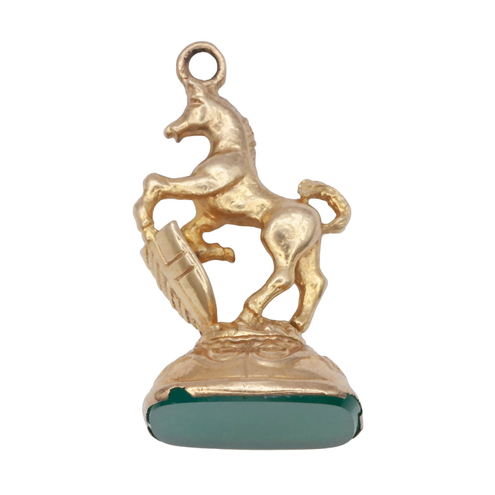 A 9ct gold green hardstone fob