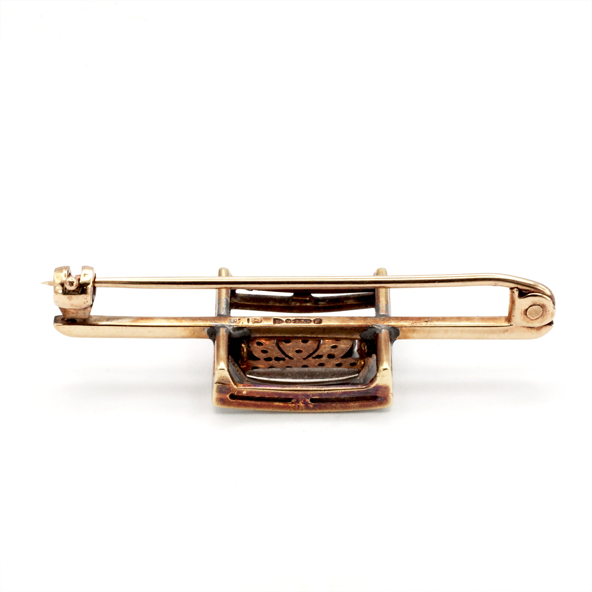 A 9ct gold diamond brooch