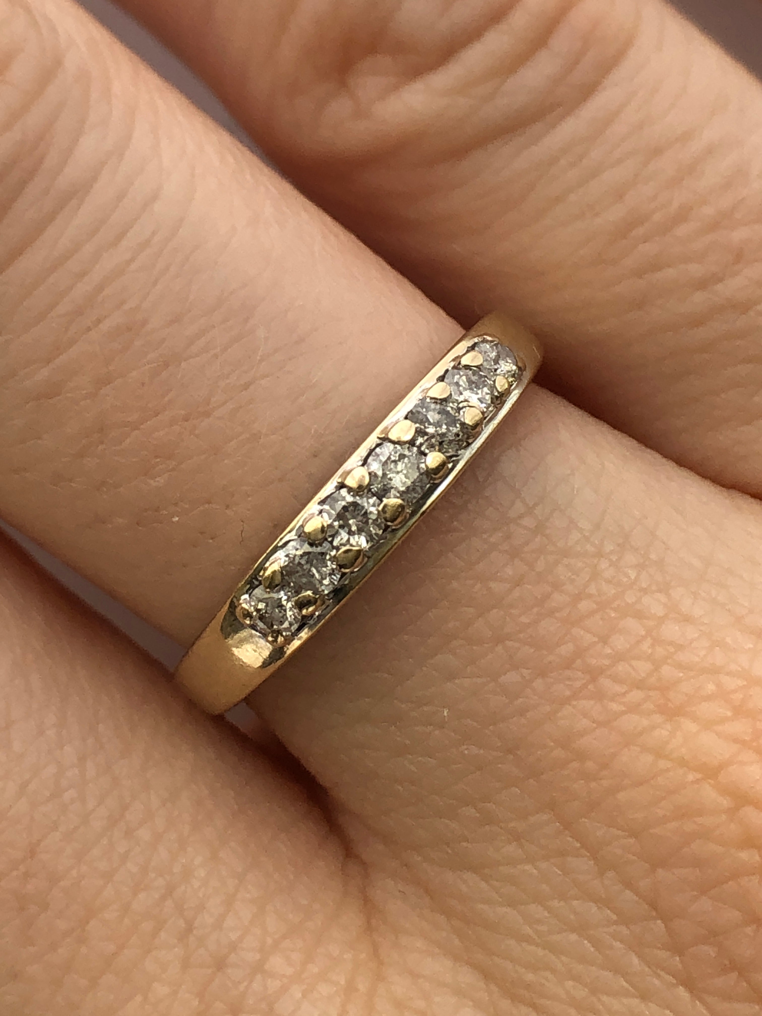 An 18ct gold diamond seven stone ring